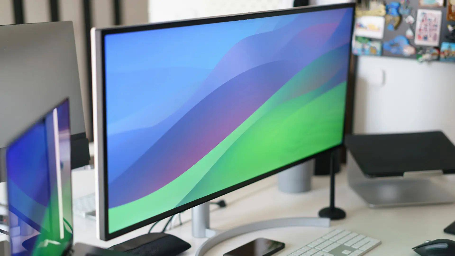 Monitoare refurbished